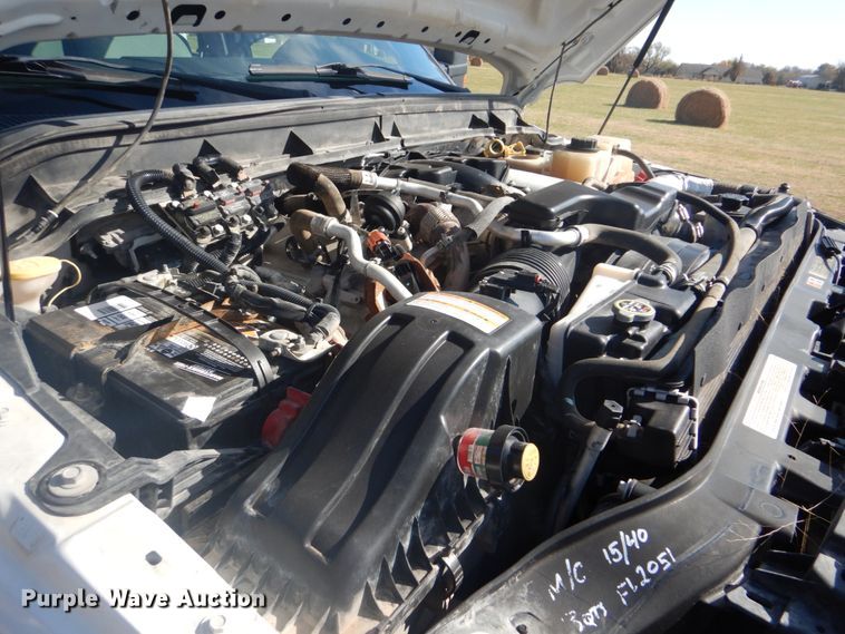 image for item FF9089 2014 Ford F350 Super Duty SuperCab utility bed pickup truck with crane