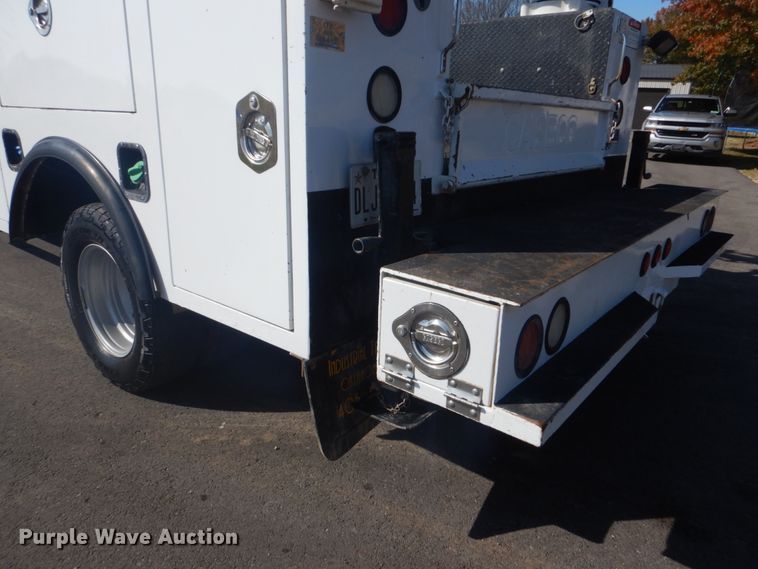 image for item FF9089 2014 Ford F350 Super Duty SuperCab utility bed pickup truck with crane