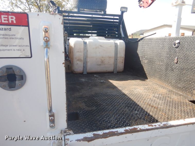 image for item FF9089 2014 Ford F350 Super Duty SuperCab utility bed pickup truck with crane