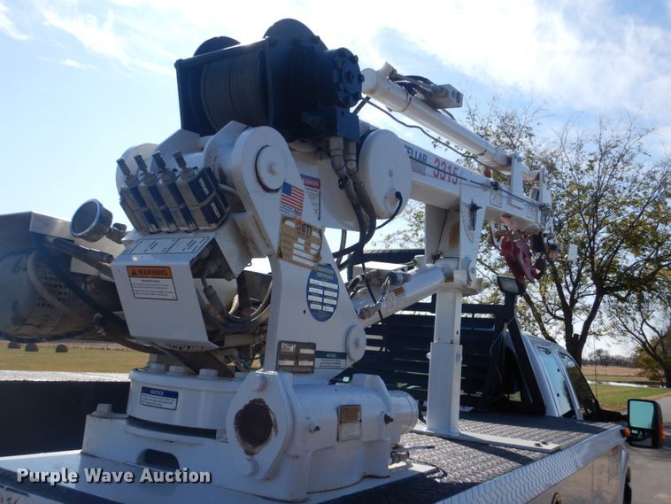 image for item FF9089 2014 Ford F350 Super Duty SuperCab utility bed pickup truck with crane