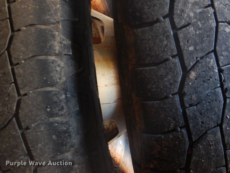 image for item FF9089 2014 Ford F350 Super Duty SuperCab utility bed pickup truck with crane