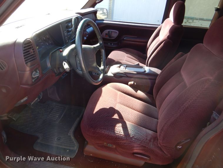 image for item FJ9820 1997 Chevrolet K1500 Ext. Cab pickup truck