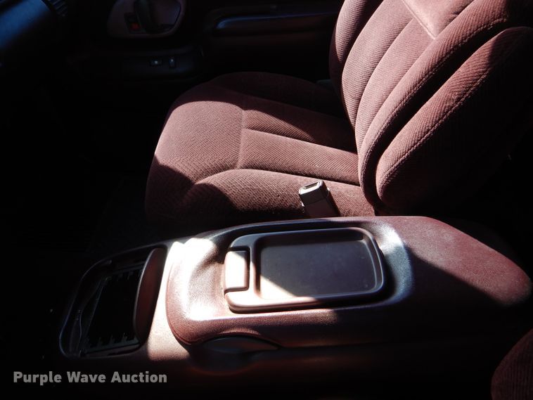 image for item FJ9820 1997 Chevrolet K1500 Ext. Cab pickup truck