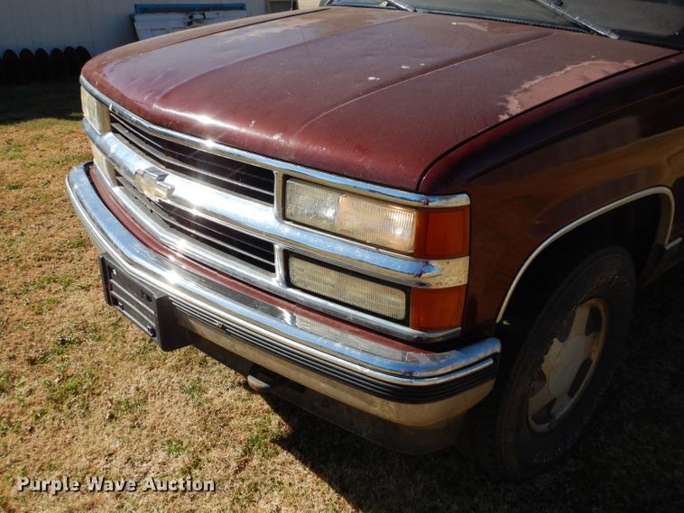 image for item FJ9820 1997 Chevrolet K1500 Ext. Cab pickup truck