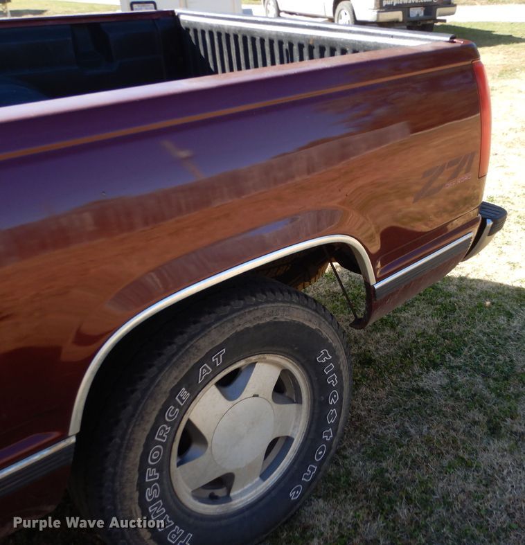 image for item FJ9820 1997 Chevrolet K1500 Ext. Cab pickup truck