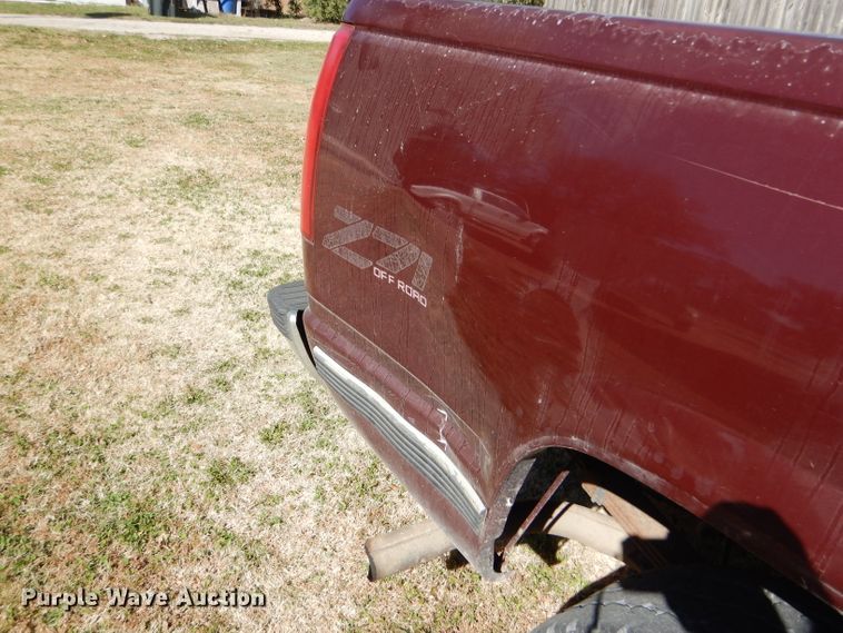 image for item FJ9820 1997 Chevrolet K1500 Ext. Cab pickup truck