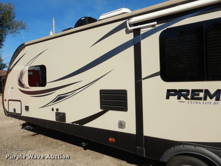 image for item FJ9821 2017 Keystone Bullet Premier BL30RIPR17 camper