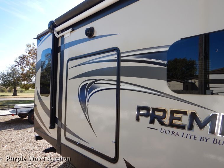 image for item FJ9821 2017 Keystone Bullet Premier BL30RIPR17 camper