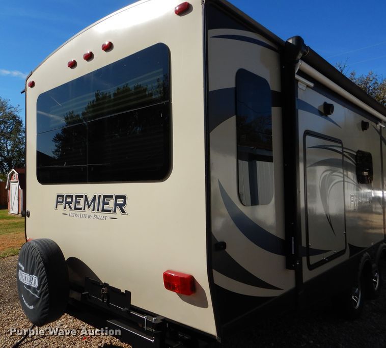 image for item FJ9821 2017 Keystone Bullet Premier BL30RIPR17 camper