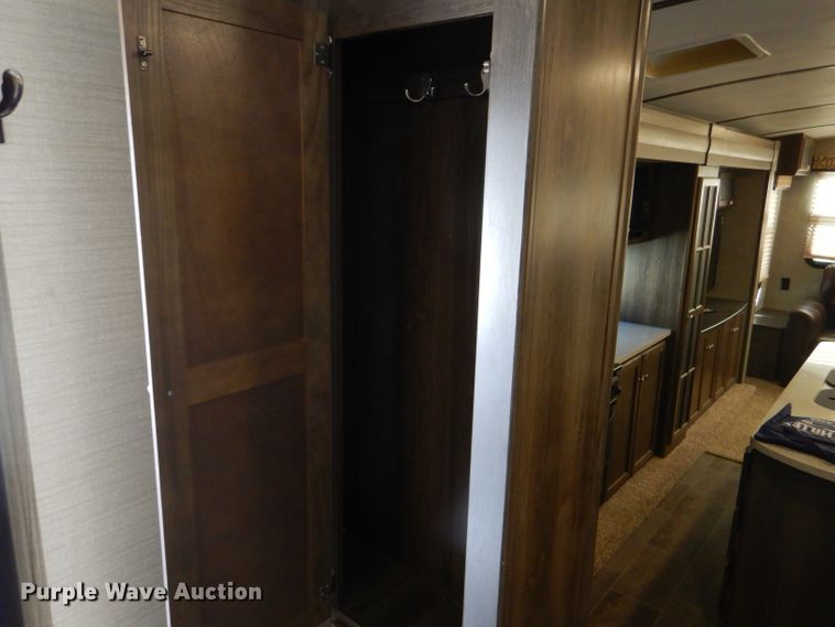 image for item FJ9821 2017 Keystone Bullet Premier BL30RIPR17 camper