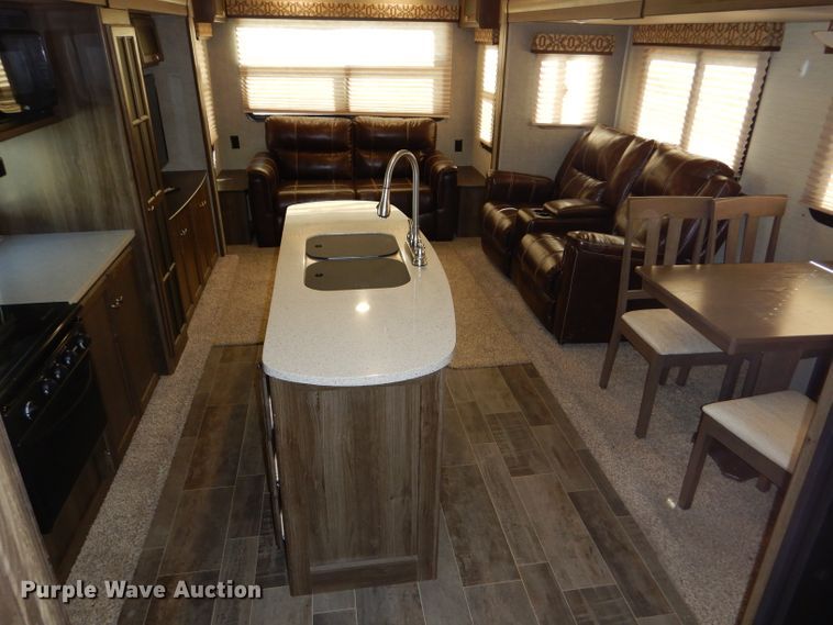 image for item FJ9821 2017 Keystone Bullet Premier BL30RIPR17 camper