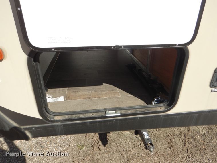 image for item FJ9821 2017 Keystone Bullet Premier BL30RIPR17 camper