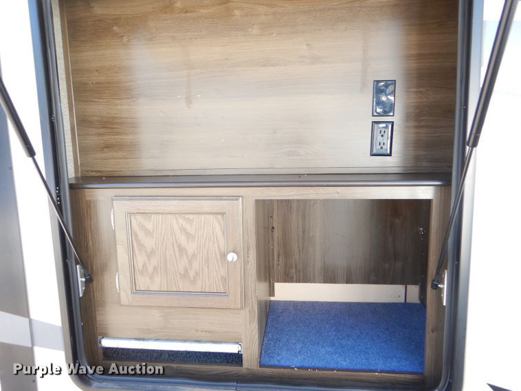 image for item FJ9821 2017 Keystone Bullet Premier BL30RIPR17 camper