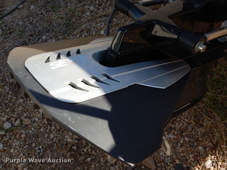 image for item FJ9822 2003 Bayliner boat