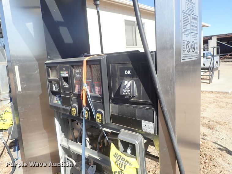 image for item FK9639 (2) Wayne fuel pumps