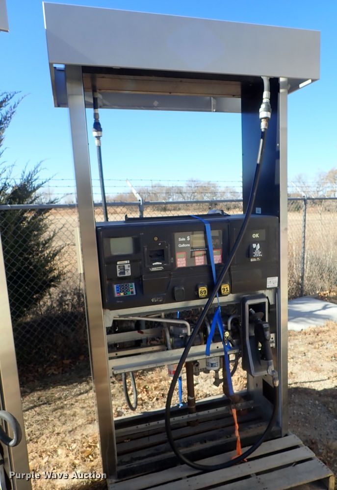 image for item FK9639 (2) Wayne fuel pumps