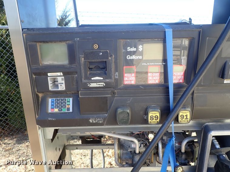 image for item FK9639 (2) Wayne fuel pumps