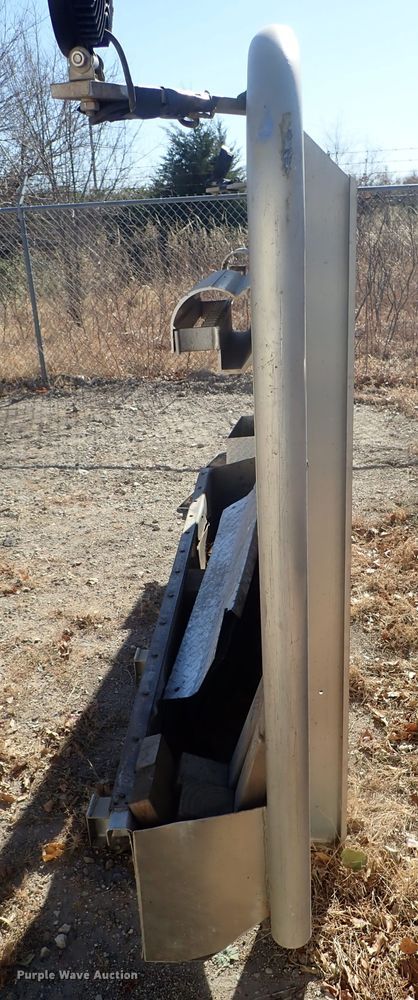 image for item FK9640 Meritt headache rack