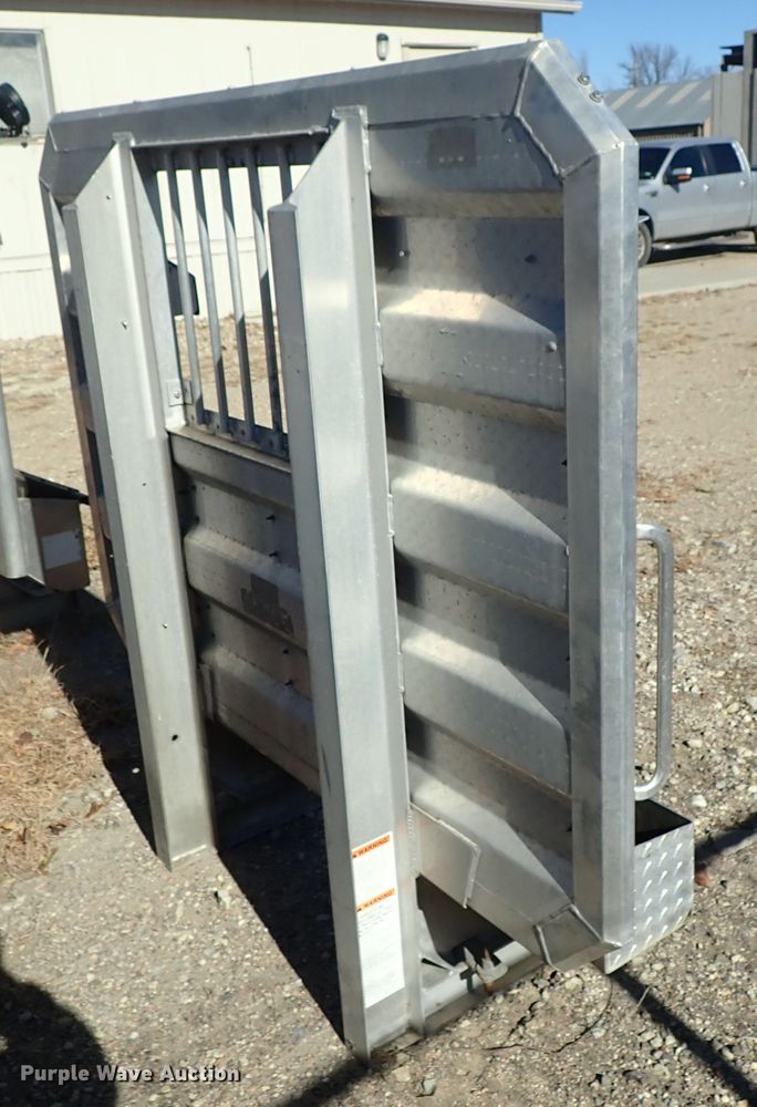 image for item FK9641 Headache rack