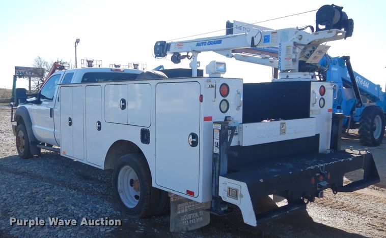 image for item FK9962 2011 Ford F450 Super Duty SuperCab truck cab and chassis