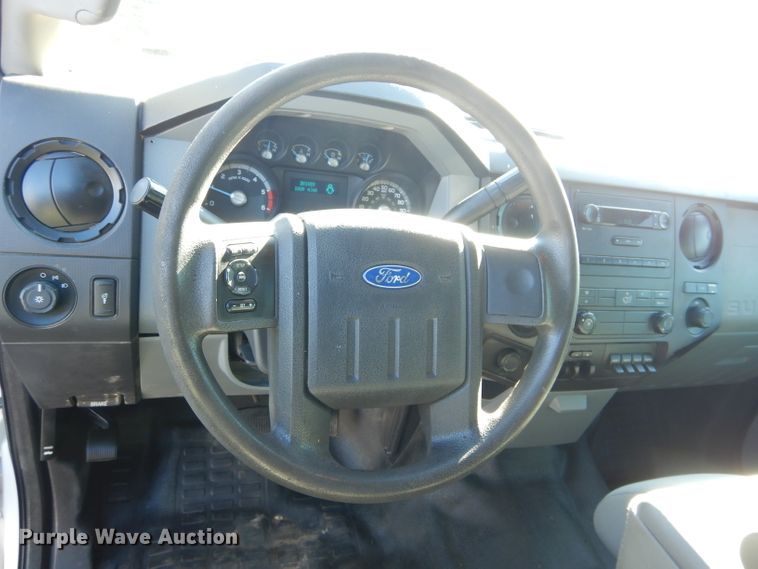 image for item FK9962 2011 Ford F450 Super Duty SuperCab truck cab and chassis