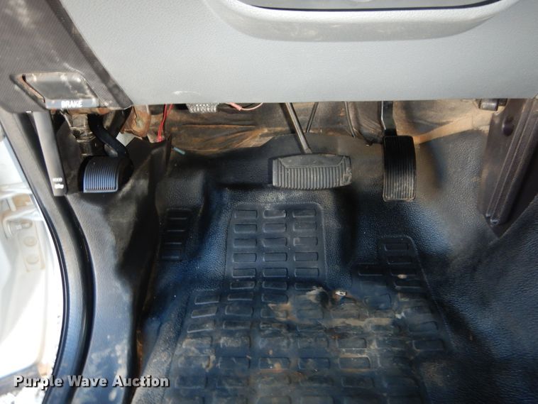 image for item FK9962 2011 Ford F450 Super Duty SuperCab truck cab and chassis