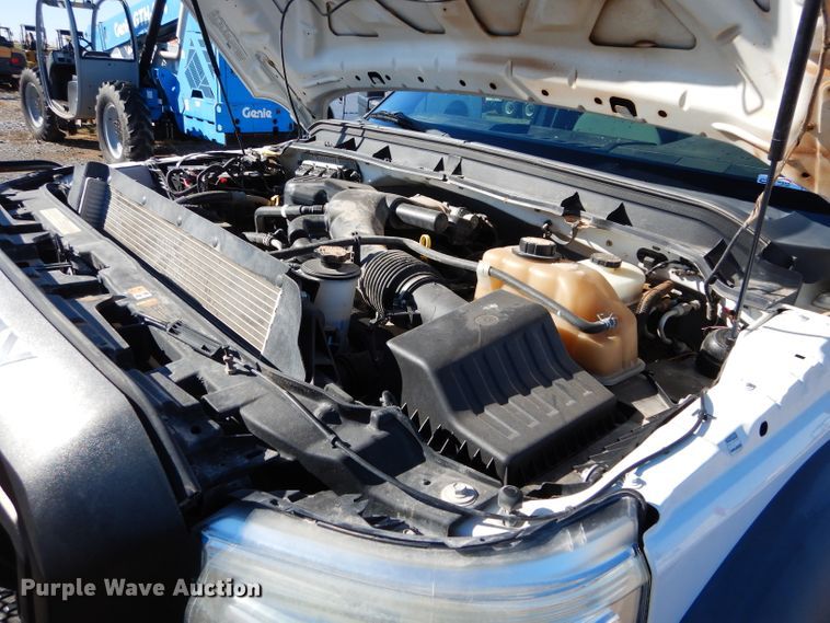 image for item FK9962 2011 Ford F450 Super Duty SuperCab truck cab and chassis