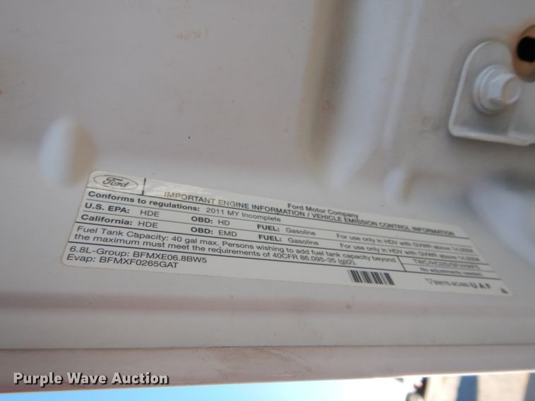 image for item FK9962 2011 Ford F450 Super Duty SuperCab truck cab and chassis