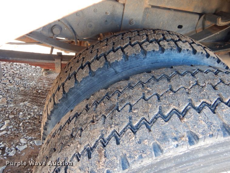 image for item FK9962 2011 Ford F450 Super Duty SuperCab truck cab and chassis