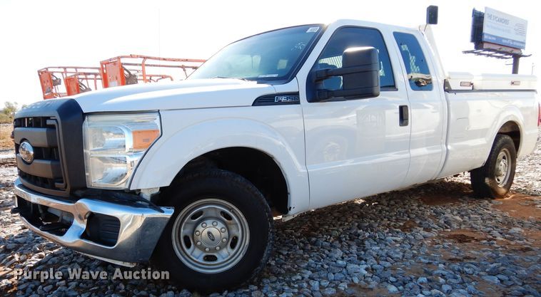 image for item FK9963 2012 Ford F350 Super Duty SuperCab pickup truck