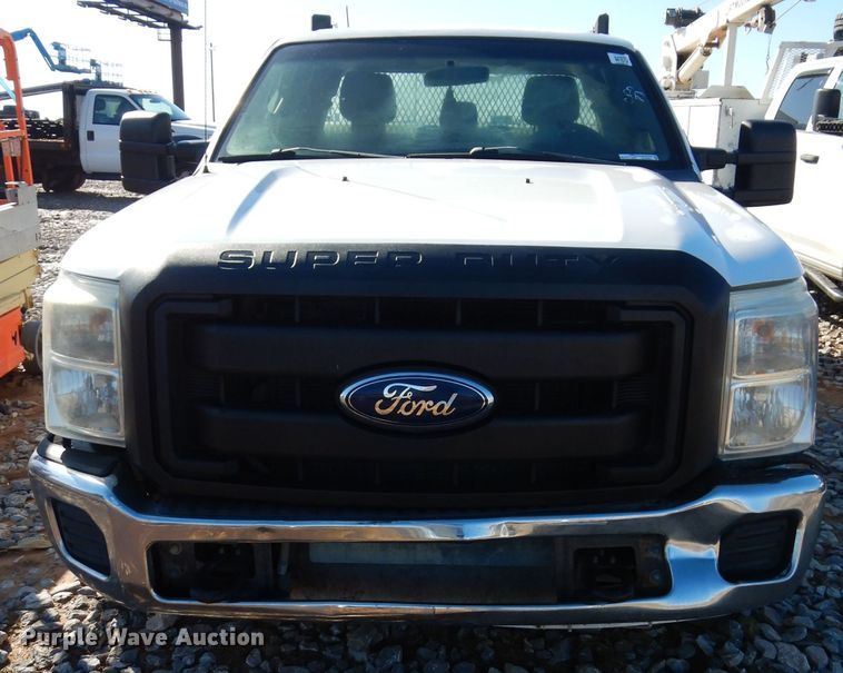 image for item FK9963 2012 Ford F350 Super Duty SuperCab pickup truck