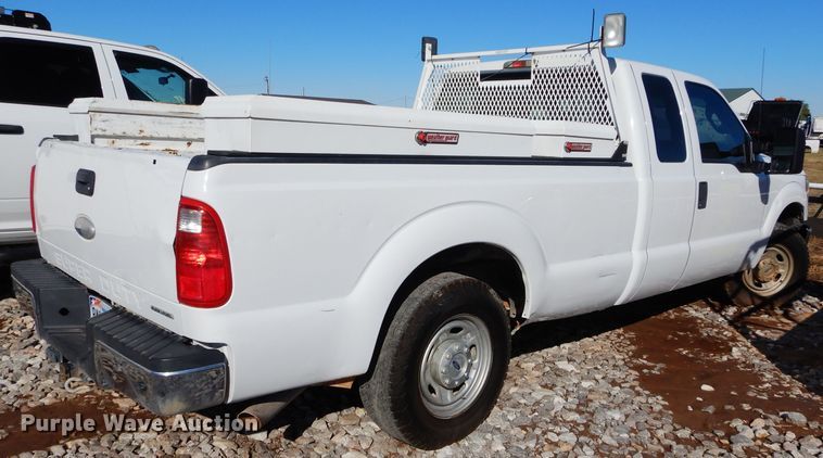 image for item FK9963 2012 Ford F350 Super Duty SuperCab pickup truck