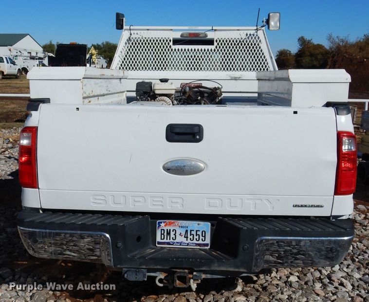image for item FK9963 2012 Ford F350 Super Duty SuperCab pickup truck