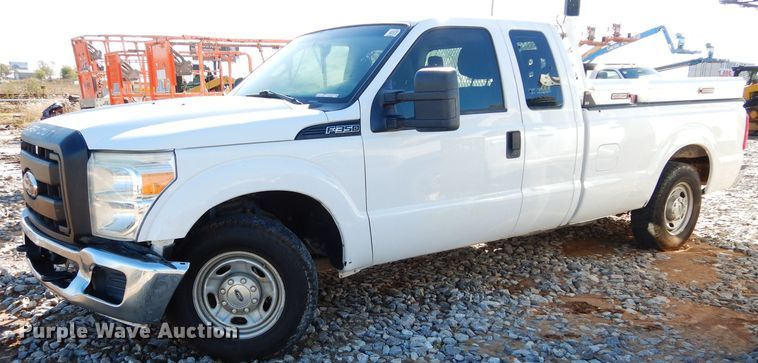 image for item FK9963 2012 Ford F350 Super Duty SuperCab pickup truck