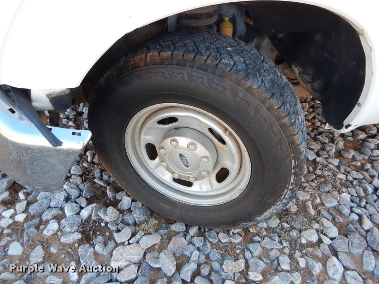 image for item FK9963 2012 Ford F350 Super Duty SuperCab pickup truck