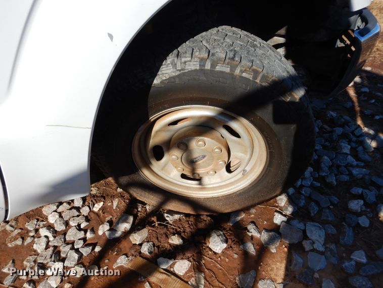 image for item FK9963 2012 Ford F350 Super Duty SuperCab pickup truck