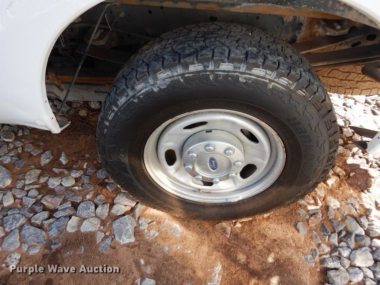 image for item FK9963 2012 Ford F350 Super Duty SuperCab pickup truck