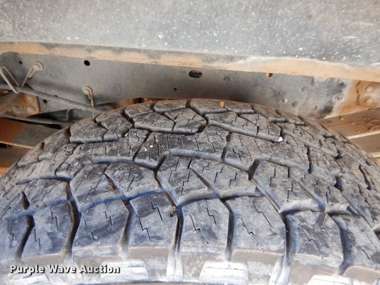 image for item FK9963 2012 Ford F350 Super Duty SuperCab pickup truck