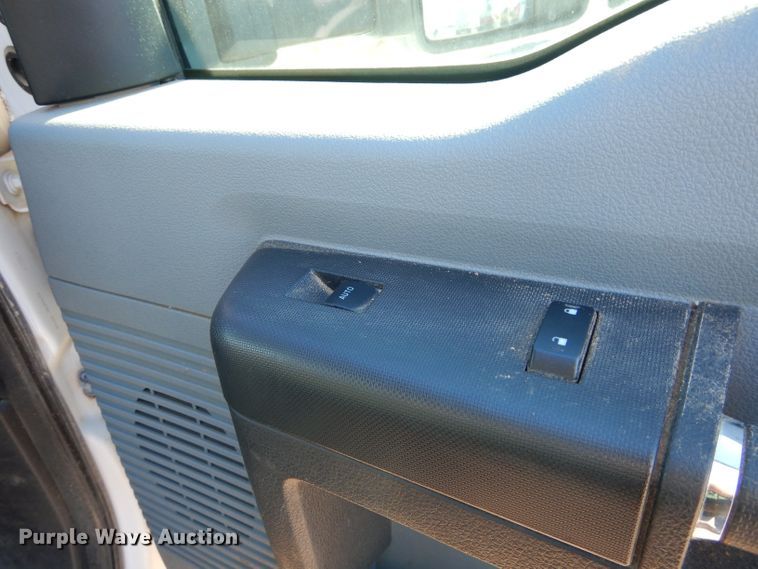 image for item FK9964 2014 Ford F450 Super Duty SuperCab utility truck