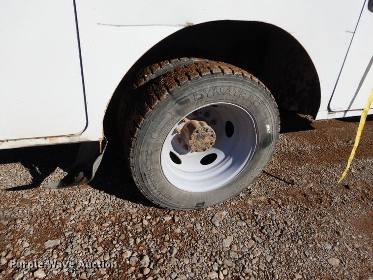 image for item FK9964 2014 Ford F450 Super Duty SuperCab utility truck