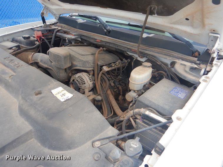 image for item FT9489 2011 Chevrolet Silverado 2500HD Ext. Cab utility bed pickup truck