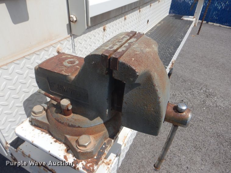 image for item FT9489 2011 Chevrolet Silverado 2500HD Ext. Cab utility bed pickup truck