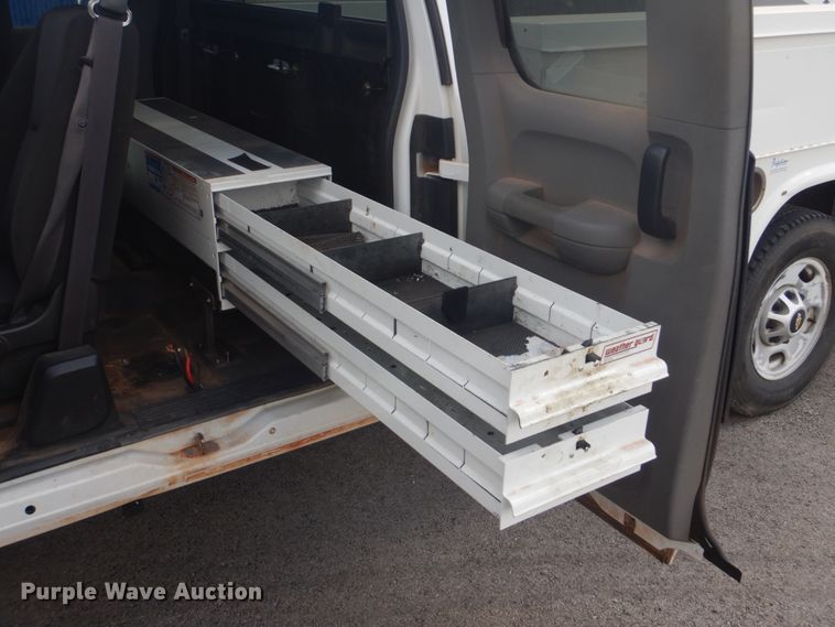 image for item FT9489 2011 Chevrolet Silverado 2500HD Ext. Cab utility bed pickup truck