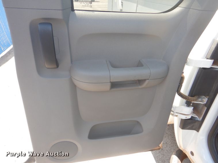 image for item FT9490 2011 Chevrolet Silverado 2500HD Ext. Cab utility bed pickup truck