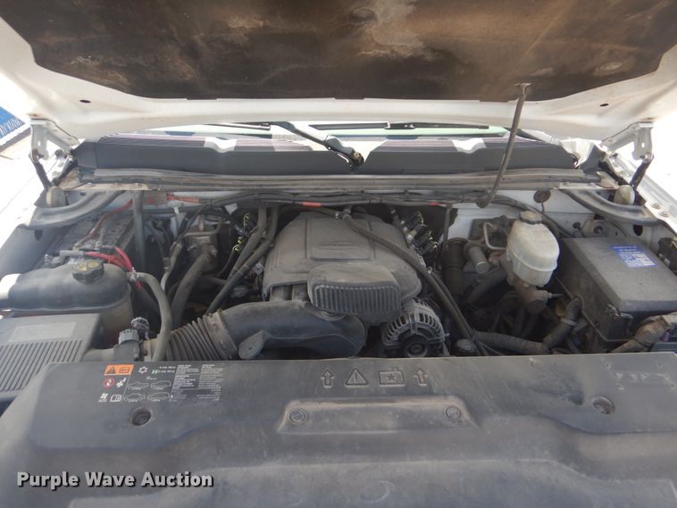 image for item FT9490 2011 Chevrolet Silverado 2500HD Ext. Cab utility bed pickup truck