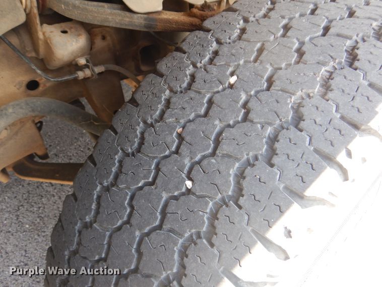 image for item FT9491 2011 Chevrolet Silverado 2500HD utility bed pickup truck