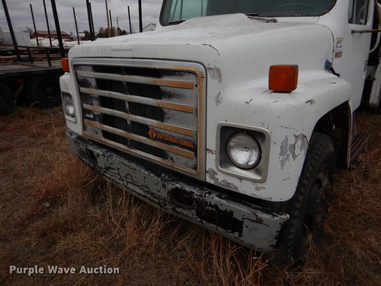 image for item FT9747 1979 International 1724 dump truck