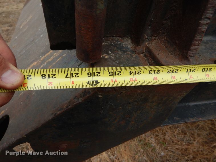 image for item FT9747 1979 International 1724 dump truck