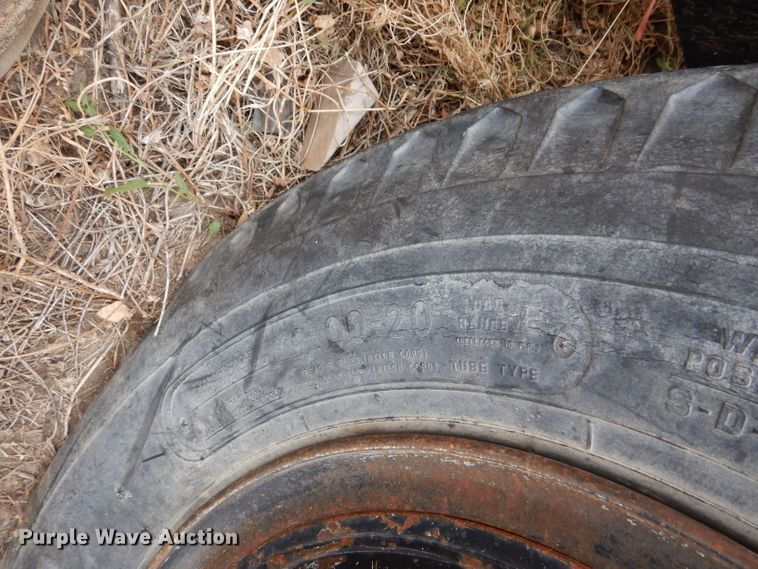 image for item FT9747 1979 International 1724 dump truck