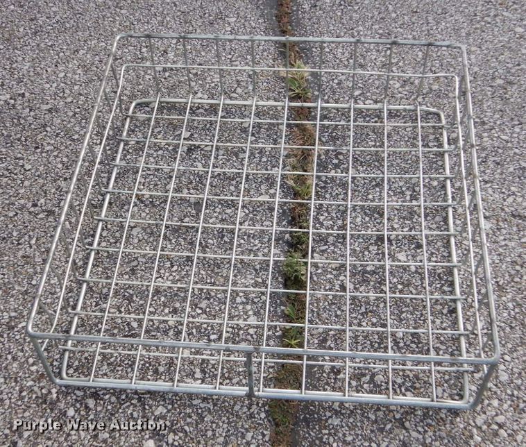 image for item FU9720 2013 Isuzu NPR refrigerated box truck